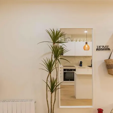 Chic Barrena Old Town 아파트 *