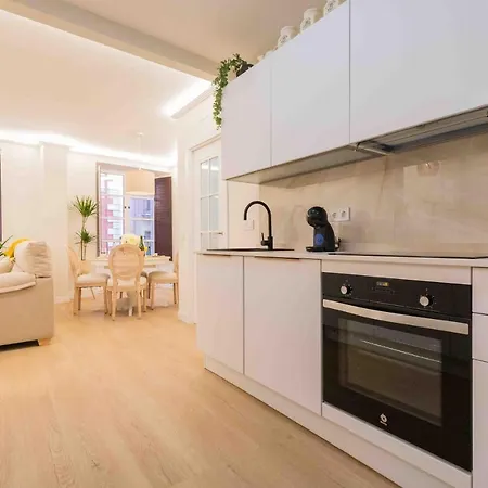 Chic Barrena Old Town ビルバオ