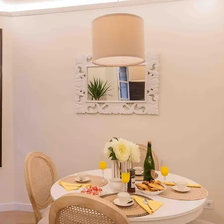 Chic Barrena Old Town *