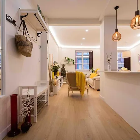 Chic Barrena Old Town *