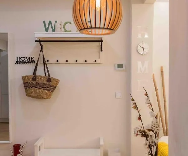 Chic Barrena Old Town